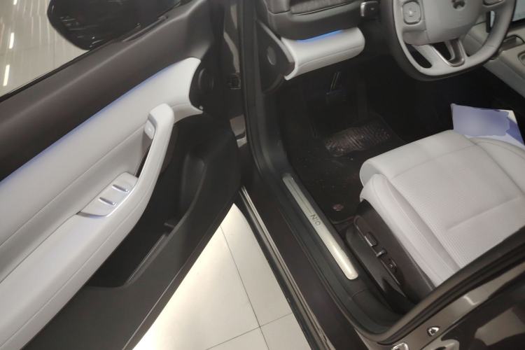 Used Nio ES6 2024 75 kWh Driver Seat