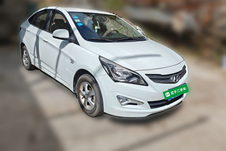 Used Hyundai Verna (older generation) 2016 1.4L Manual Smart GLS Trim