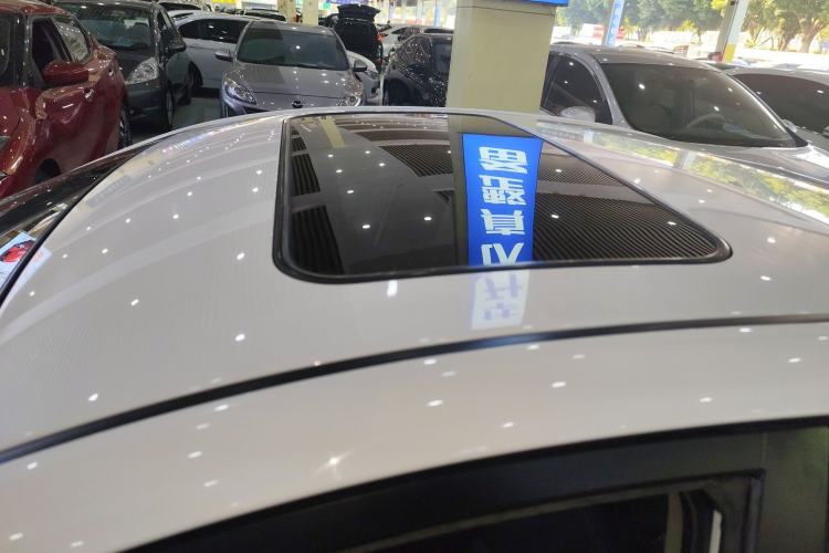 Used Kia K2 2012 Sedan 1.6L Automatic Transmission Premium Commemorative Edition
