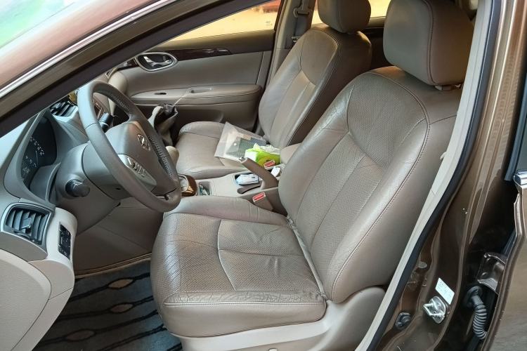 Used Nissan Sylphy 2012 1.6 XL Manual Luxury Edition Left Front Seat
