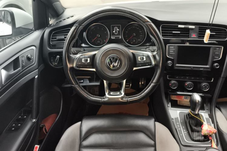 Used Volkswagen Golf 2016 1.4TSI Automatic R-Line Steering Wheel