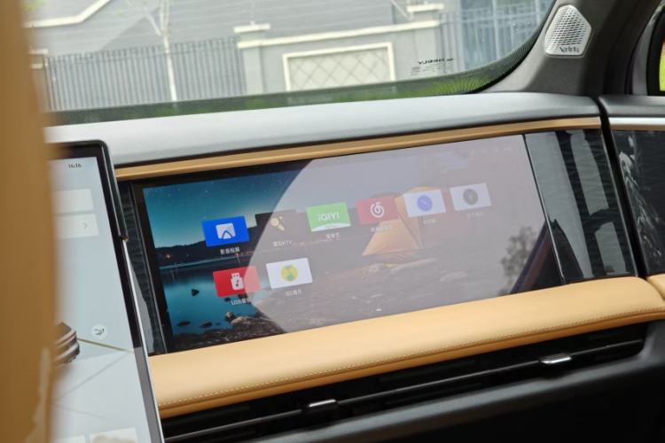 Used Geely Galaxy L7 2023 1.5T 115 km Starship Interior 7