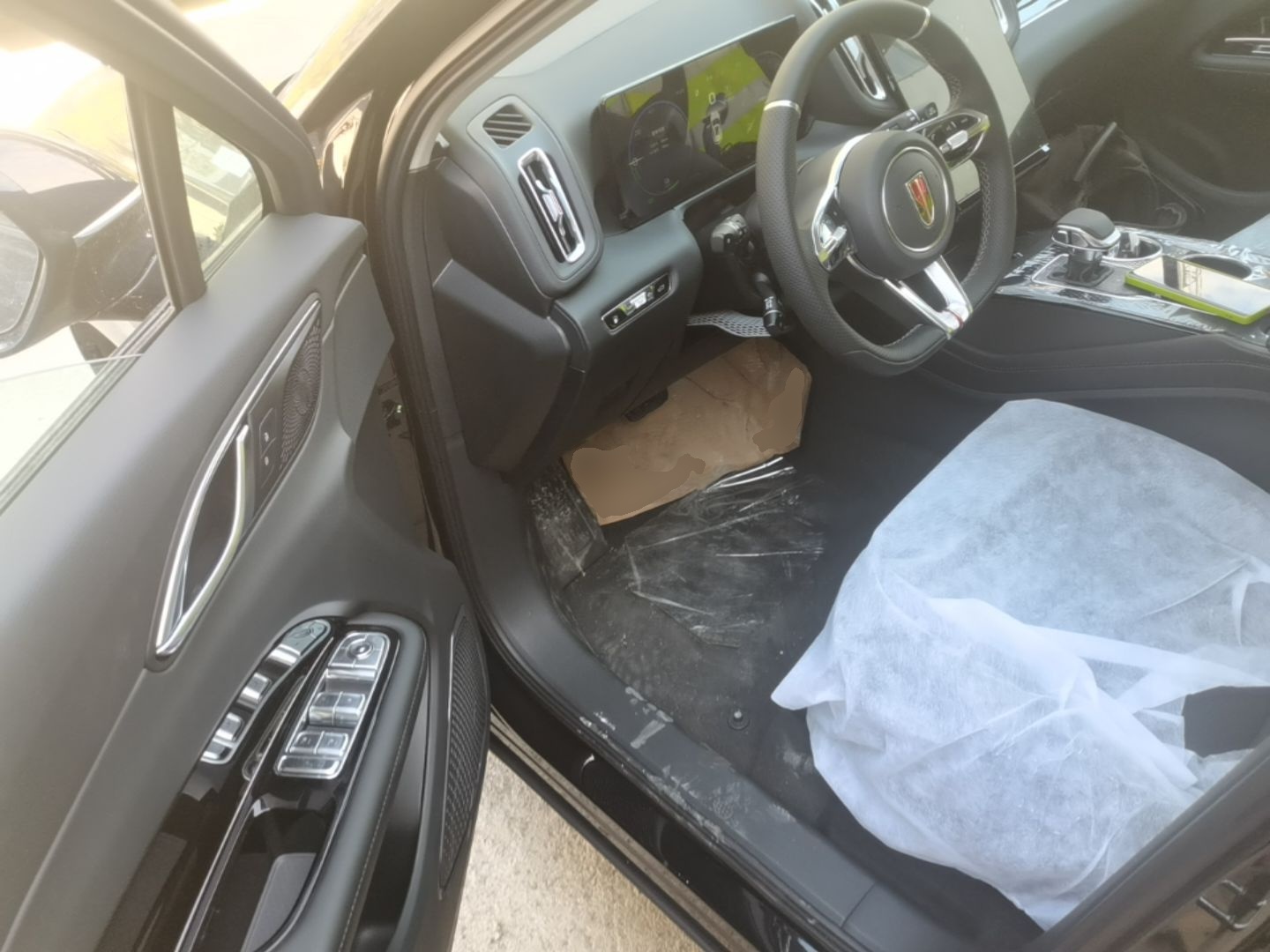 Hongqi HS3 PHEV 2025 Model 117km Jingwei Edition — снимка 18