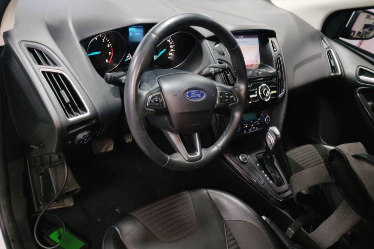 Used Ford Focus 2017 Hatchback 1.6L Automatic Fashion Edition Smart Drive Version