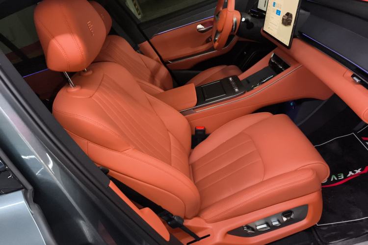 Used BYD Tang L 2025 DM 175KM Drone Player Edition