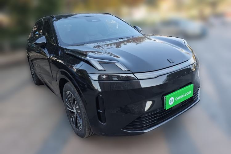 Used Lynk & Co 08 EM-P 2025 120km Long-Range Pro