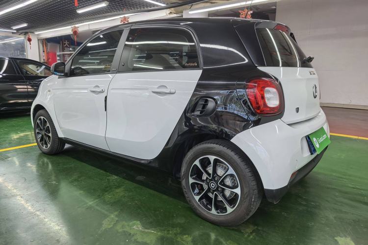 Used smart forfour 2016 1.0L 52 kW Passion Edition