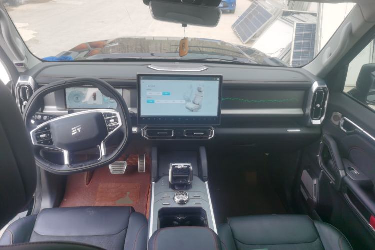 Used JETOUR Traveler 2025 2.0TD XWD Conquer Extended Version 7 Seats
