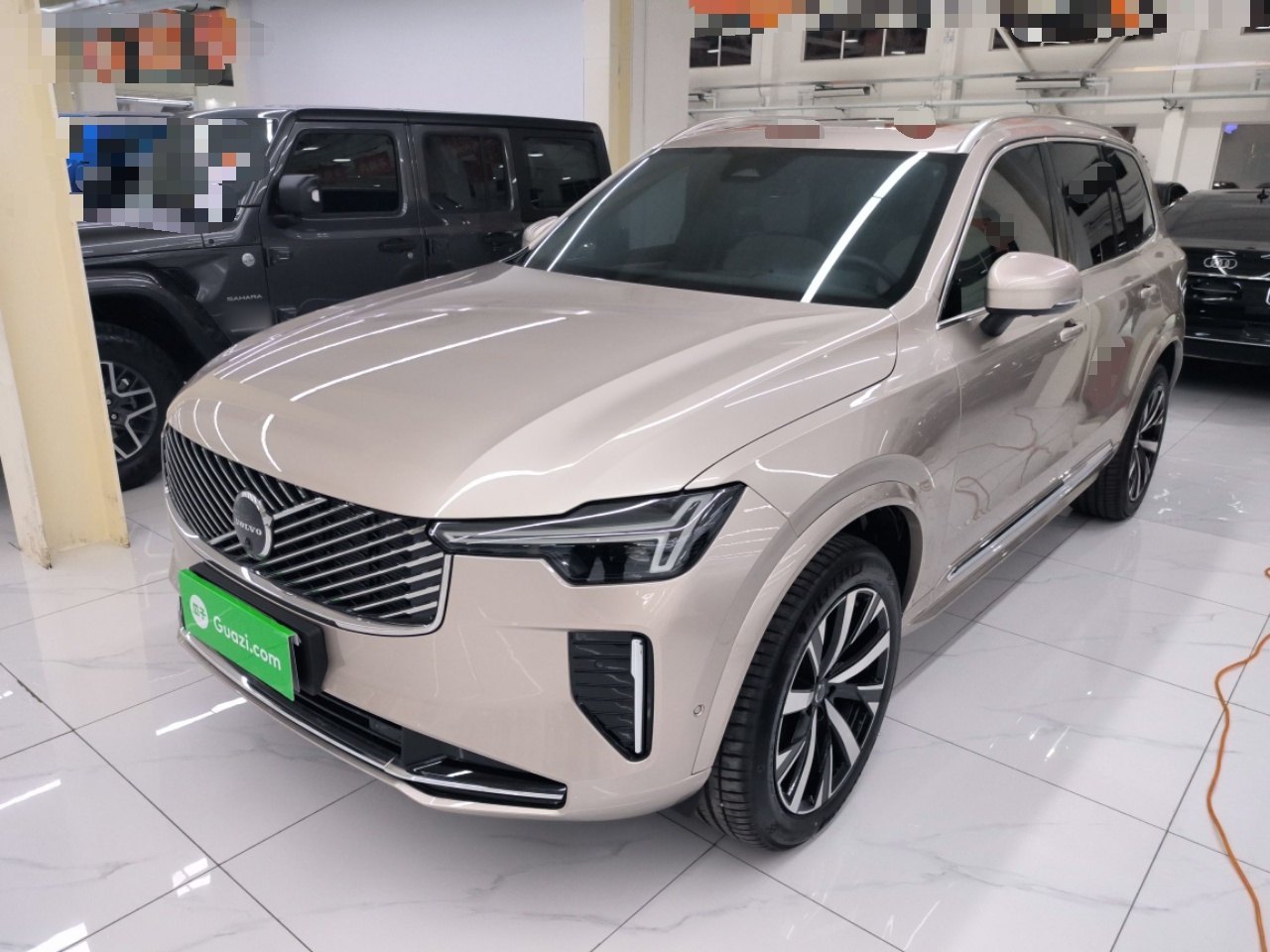 Used Volvo XC90 2025 Facelifted B6 Zhiyuan Luxury Version with 6 Seats ...