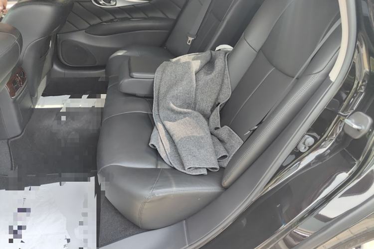 Used Infiniti Q70 2019 Q70L 2.0T Elite Plus Version
