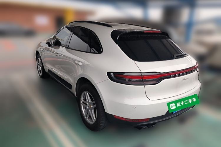 Used Porsche Macan 2021 Macan 2.0T Rear Left 45 Deg