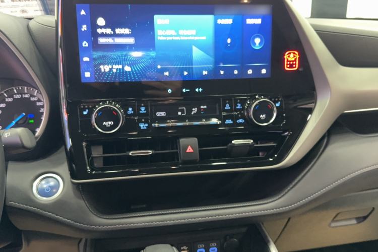 Used Toyota Highlander 2022 Dual-Engine 2.5L Four-Wheel Drive Prestige Version 7 Seats