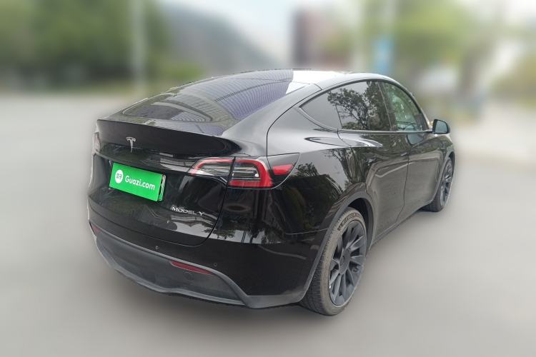 Used Tesla Model Y 2021 Long-Range All-Wheel-Drive Version 3D7
