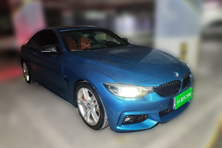 Used BMW 4 Series 2017 425i M Sport Package Front Right 45 Deg