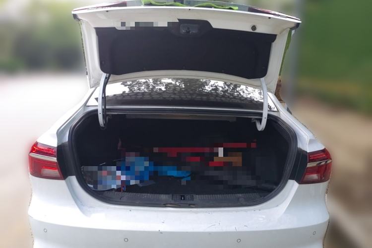 Used Roewe i6 2020 PLUS 1.6L CVT 4G Connected Glory Flagship Edition Trunk