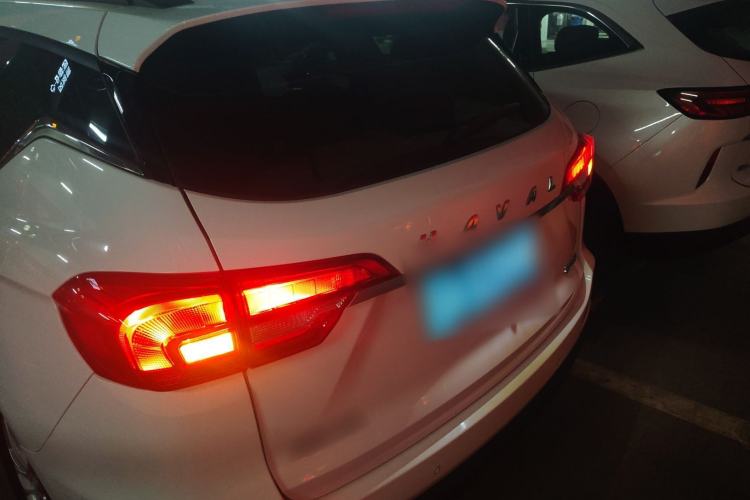 Used Haval M6 2019 1.5T Manual Two-Wheel Drive Urban Version China VI Standard
