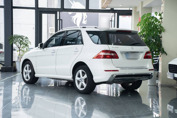 Used Mercedes-Benz M-Class 2015 ML 320 4MATIC