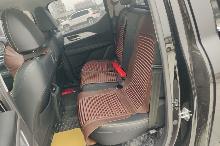 Used Great Wall King Kong Poer 2023 2.0T Automatic Diesel Two-Wheel-Drive Elite Version Flatbed GW4D20M
