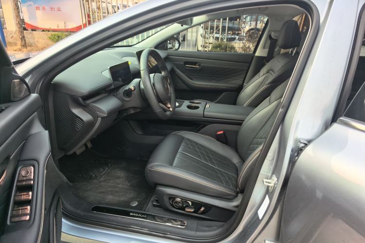 Used Baojun Enjoy 2025 All-Electric 600km Luxury Edition