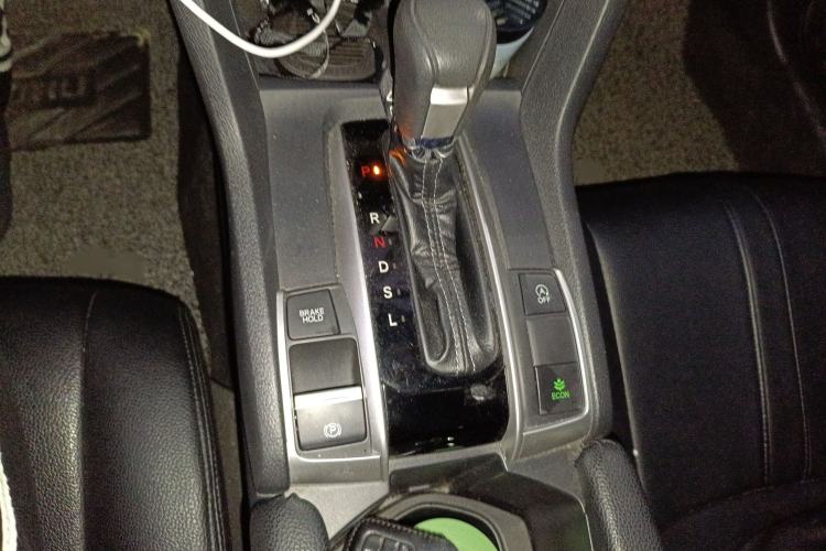 Used Honda Civic 2016 220TURBO CVT Luxury Edition
