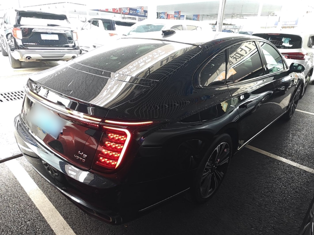 Hongqi H9 2024 2.0T Qichang Private Enjoyment Luxury Edition — снимка 6