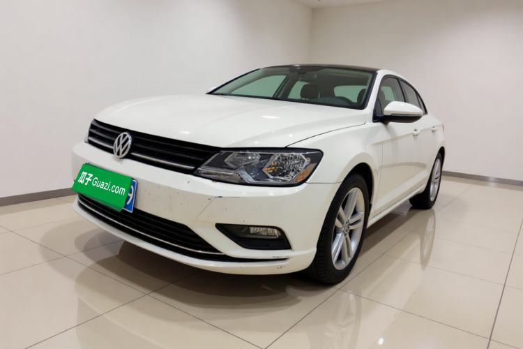 Used Volkswagen Lamando 2015 280TSI DSG Comfort Edition Guazi used car, China used car export, Used car for sale, Used  cars, Cheapest cars for sale