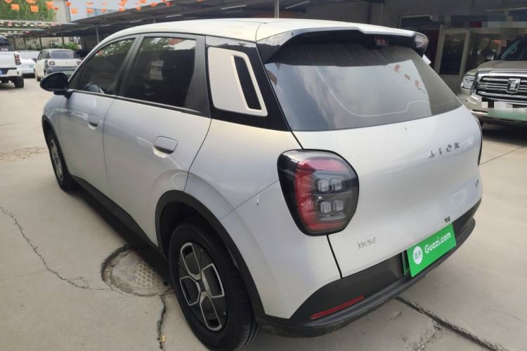 Used AION UT 2025 330 Star Edition Exterior 2