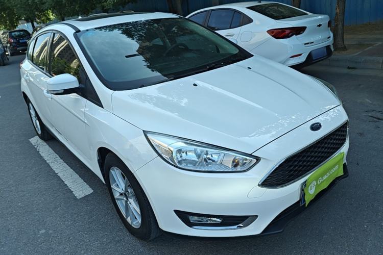 Used Ford Focus 2017 Hatchback 1.6L Automatic Fashion Edition Smart Drive Version Front Right 45 Deg