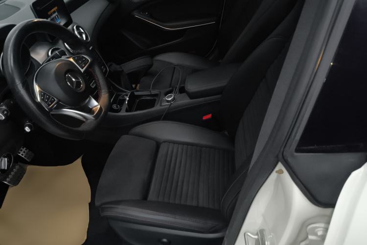 Used Mercedes-Benz CLA 2017 CLA 220 4MATIC
