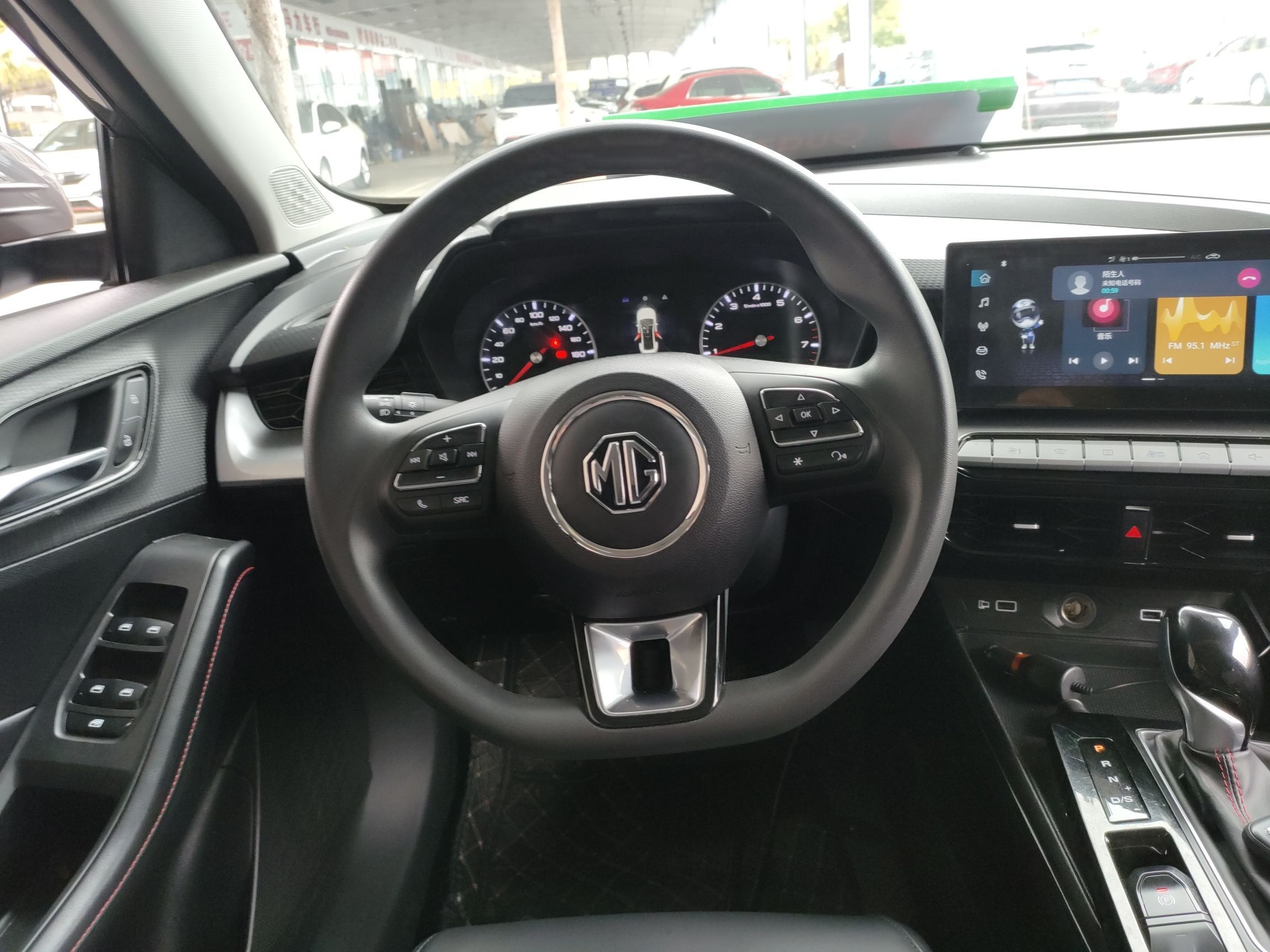 MG 5 2021 Revised Version 180 DVVT CVT Youth Luxury Edition — снимка 13