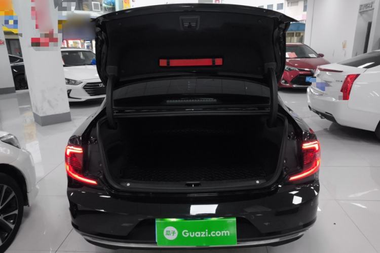 Used Volvo S90 2022 B5 Zhiyi Luxury Edition Trunk