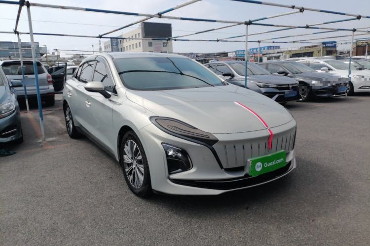 Used Hongqi E-QM5 2022 431 km Charge & Enjoy Edition Front Right 45 Deg