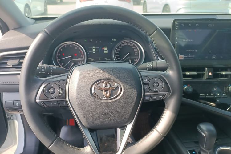 Used Toyota Camry 2021 2.0G Luxury Edition Steering Wheel