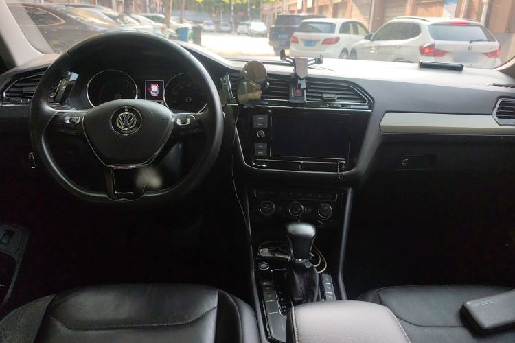 Used Volkswagen Tiguan L 2019 330TSI Automatic Two-Wheel Drive Smart Luxury Version China VI Standard