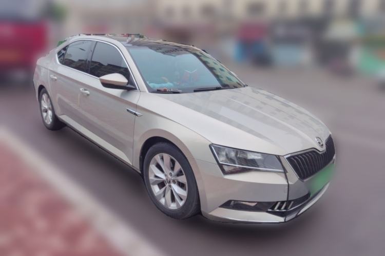 Used Skoda Superb 2016 TSI280 DSG Innovation Edition Front Right 45 Deg