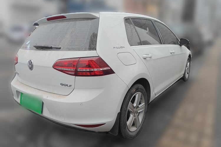 Used Volkswagen Golf 2017 1.6L Automatic Comfort Million-Vehicle Anniversary Edition