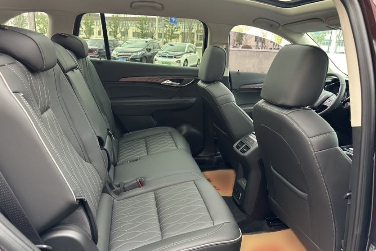 Used Buick Envision 2021 Encore Plus Avenir Aivia 7-Seater Edition
