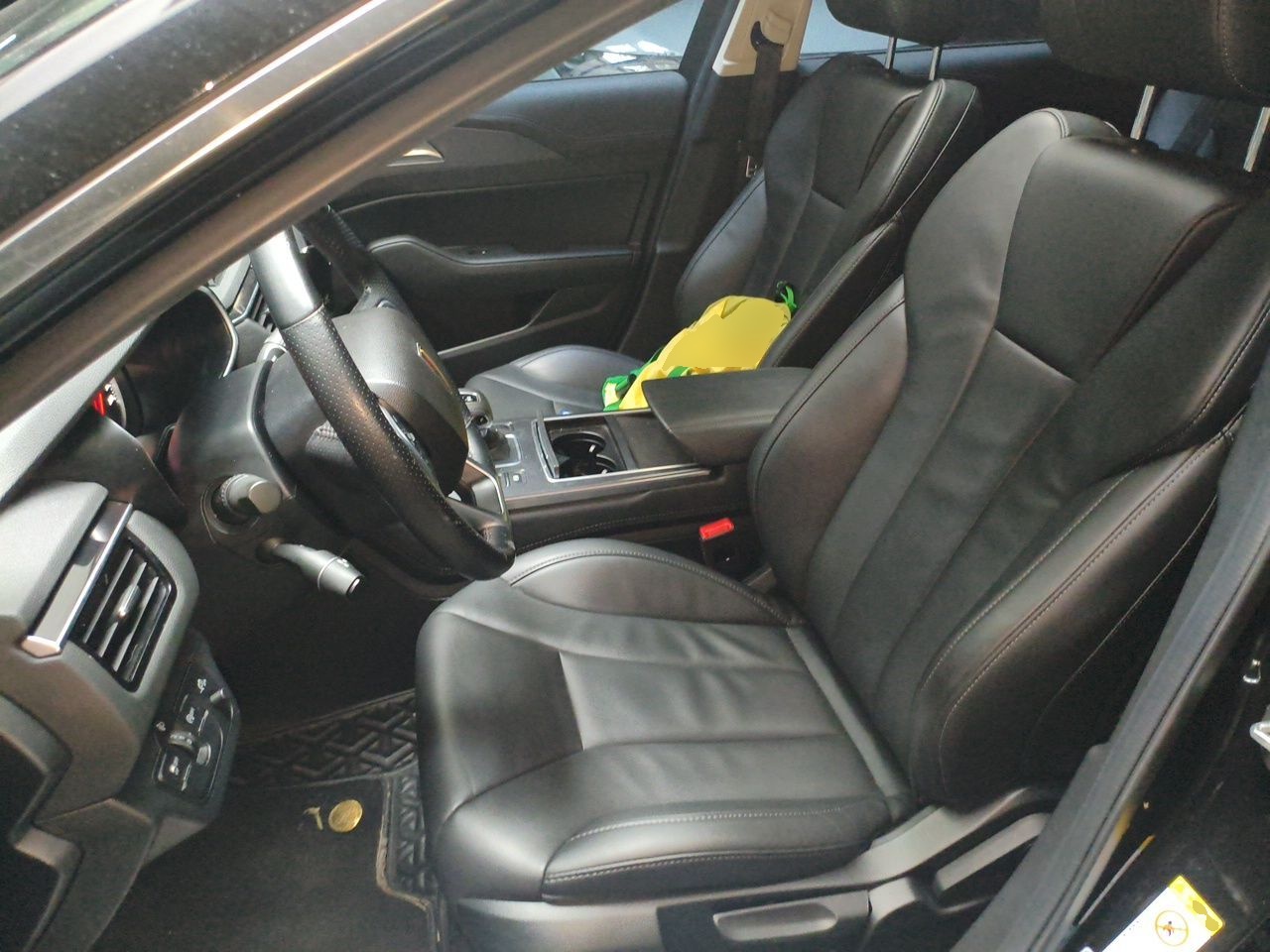 Hongqi H5 2022 Classic Model 1.5T DCT Flagship Edition - Chinese Trim Yun — снимка 15