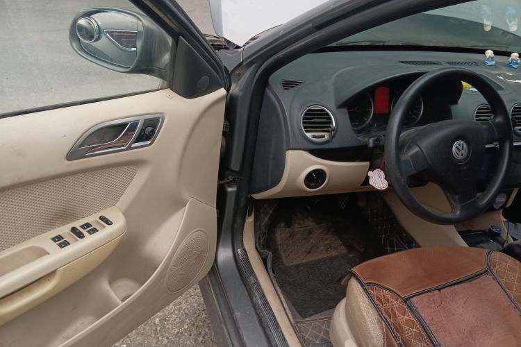 Used Volkswagen Lavida 2008 2.0L Manual Version