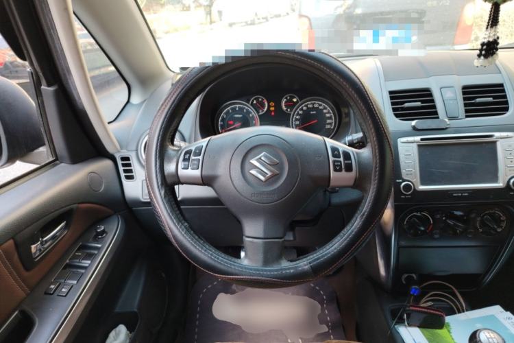 Used Suzuki SX4 2012 1.6L Manual Ruiqi Model Steering Wheel