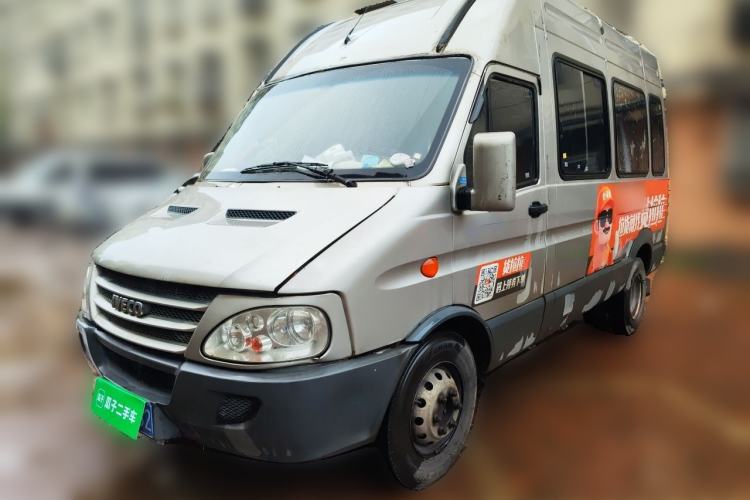 Used Iveco Power Daily 2017 2.5T Classic A37 High-Roof 7-Seater Passenger Van 47Z5