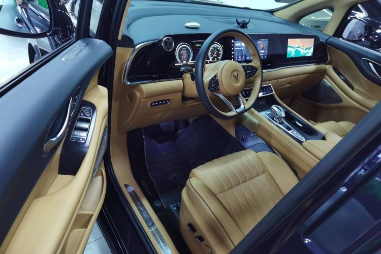 Used VOYAH Dream 2024 PHEV Ultra-Long Range Flagship Edition
