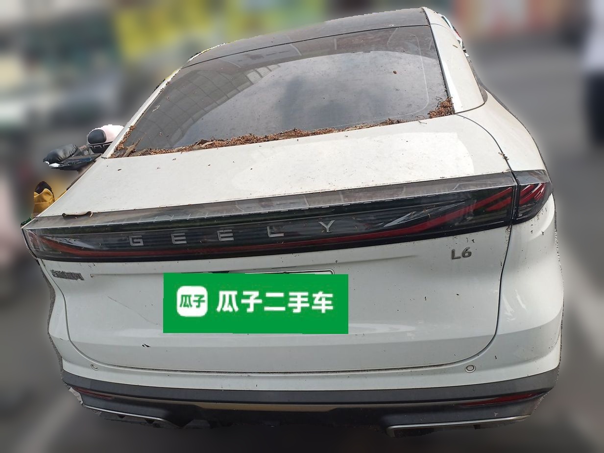 Geely Galaxy L6 2023 125km MAX — снимка 3