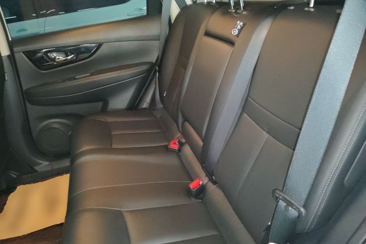 Used Nissan X-Trail 2023 Classic 2.0L Two-Wheel Drive Smart Connect & Comfort Edition
