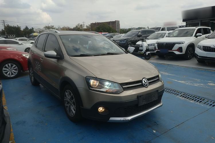 Used Volkswagen Polo 2014 1.6L Cross Polo Automatic Exterior 1