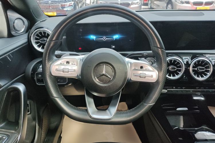 Used Mercedes-Benz A-Class 2022 Restyled A 200 L Sport Sedan Fashion Version
