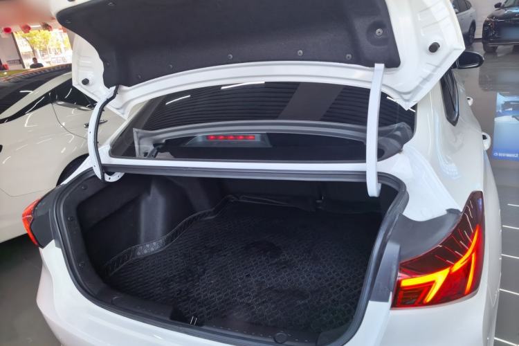 Used Changan Eado 2023 Changan Edition PLUS Blue Whale NE 1.4T GDI DCT Prestige Version
