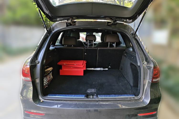 Used Mercedes-Benz GLC 2020 Facelift GLC 300 L 4MATIC Dynamic Edition Trunk