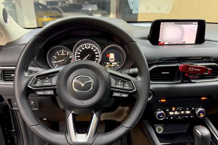 Used Mazda CX-5 2020 2.5L Automatic 4x4 Flagship Edition Interior 4