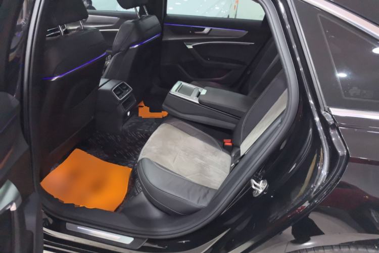 Used Audi A6L 2022 40 TFSI Luxury Dynamic Model Left Rear Seat